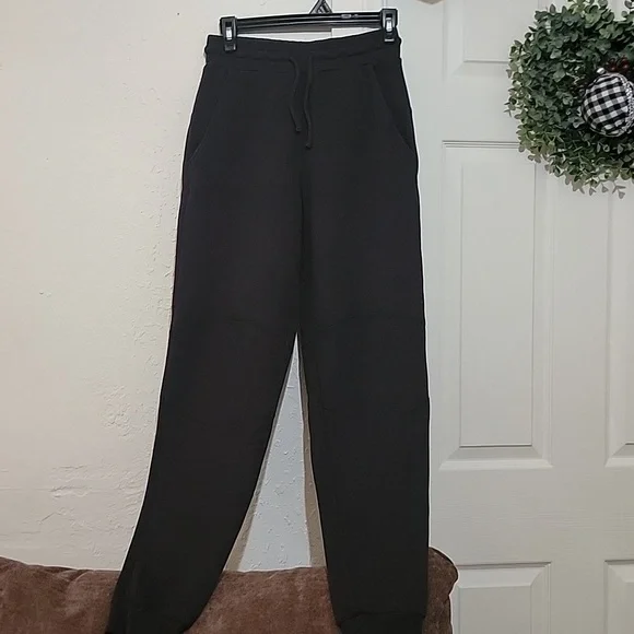 ALO Yoga | Pants & Jumpsuits | Alo Yoga Jogger Size S | Poshmark